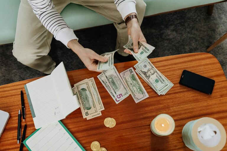 Simple Budget Habits for Everyday Life You Can Start Today